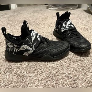 Nike women’s lifting shoes